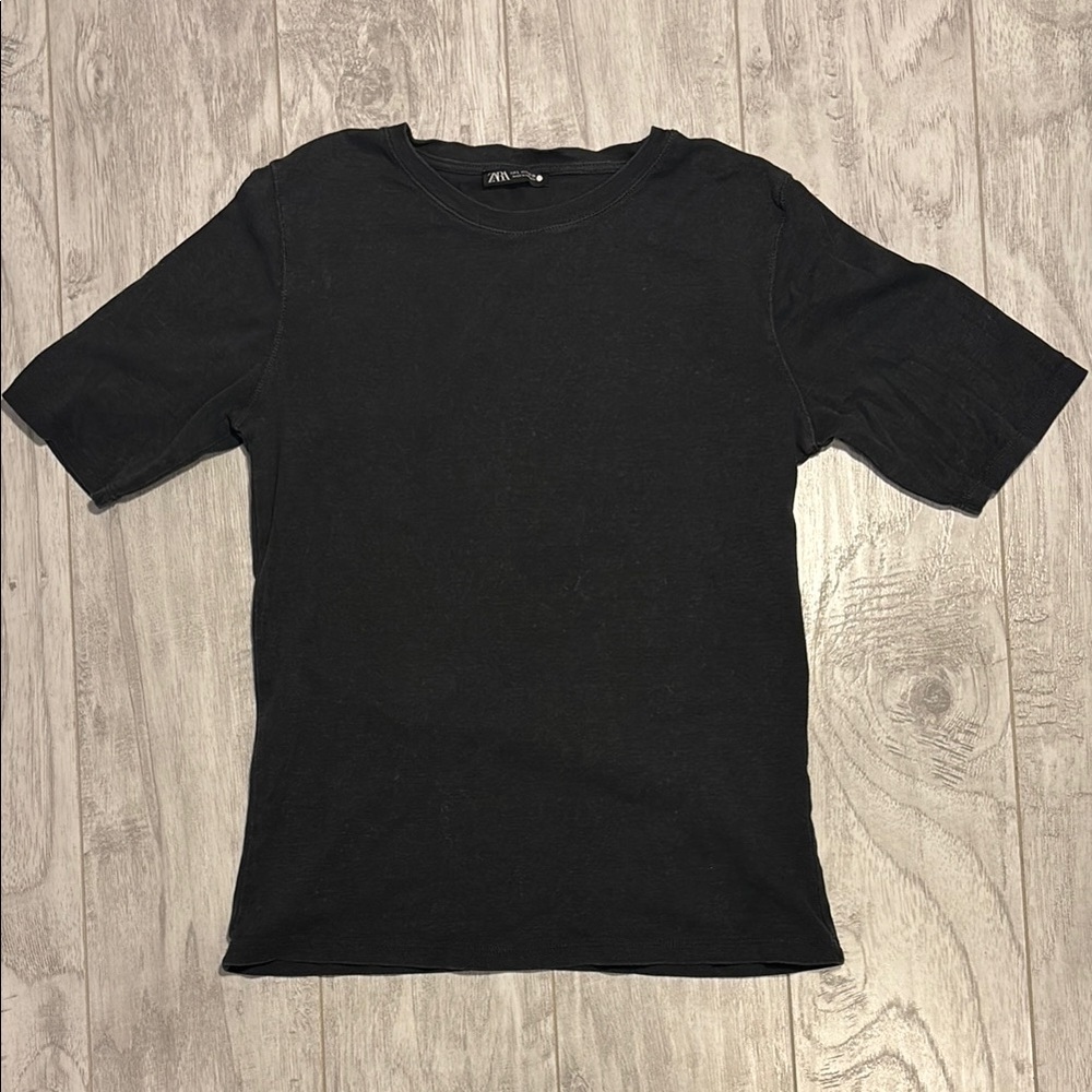 Zara dark gray Short Sleeve Crew Neck Tee​​